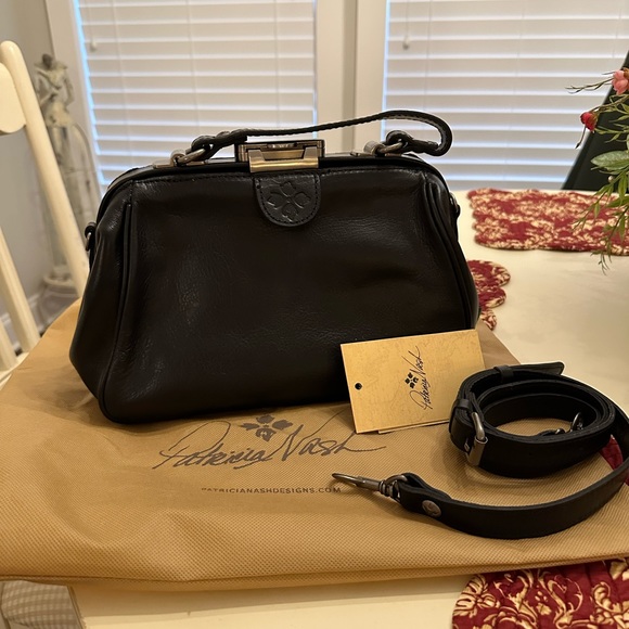NWOT Patricia Nash Framed Black Leather Satchel - Picture 10 of 10